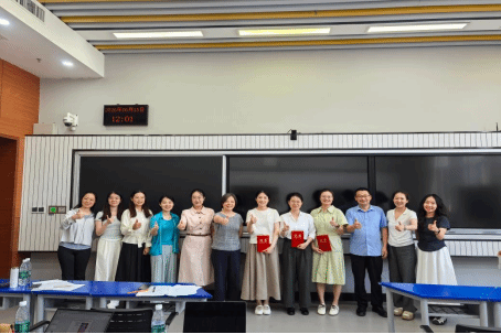 筑牢教学基本功 蓄力成长新起点 —— best365官网成功开展新进教师试讲考核工作